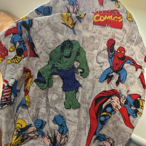 Marvel ponytail scrub hat - Picture 2 of 2